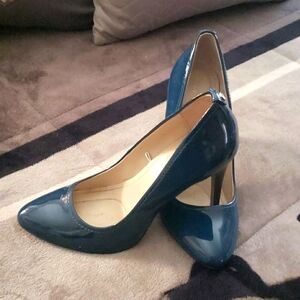 Never Worn Calvin Klein Heels 👠 Size 9 Ladies,(But, size fits like Size 8.5)